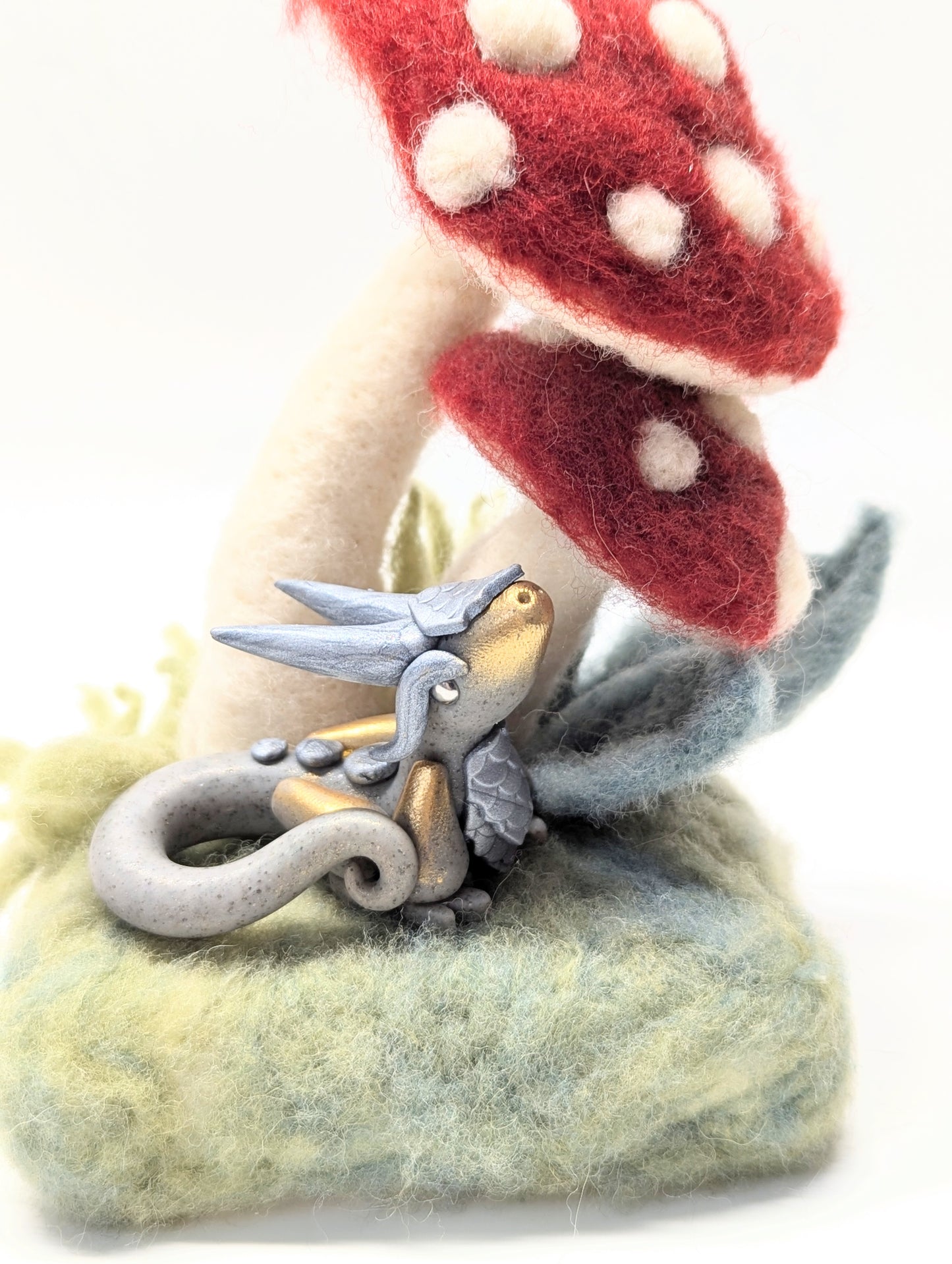 Granite and gold mica Dragon